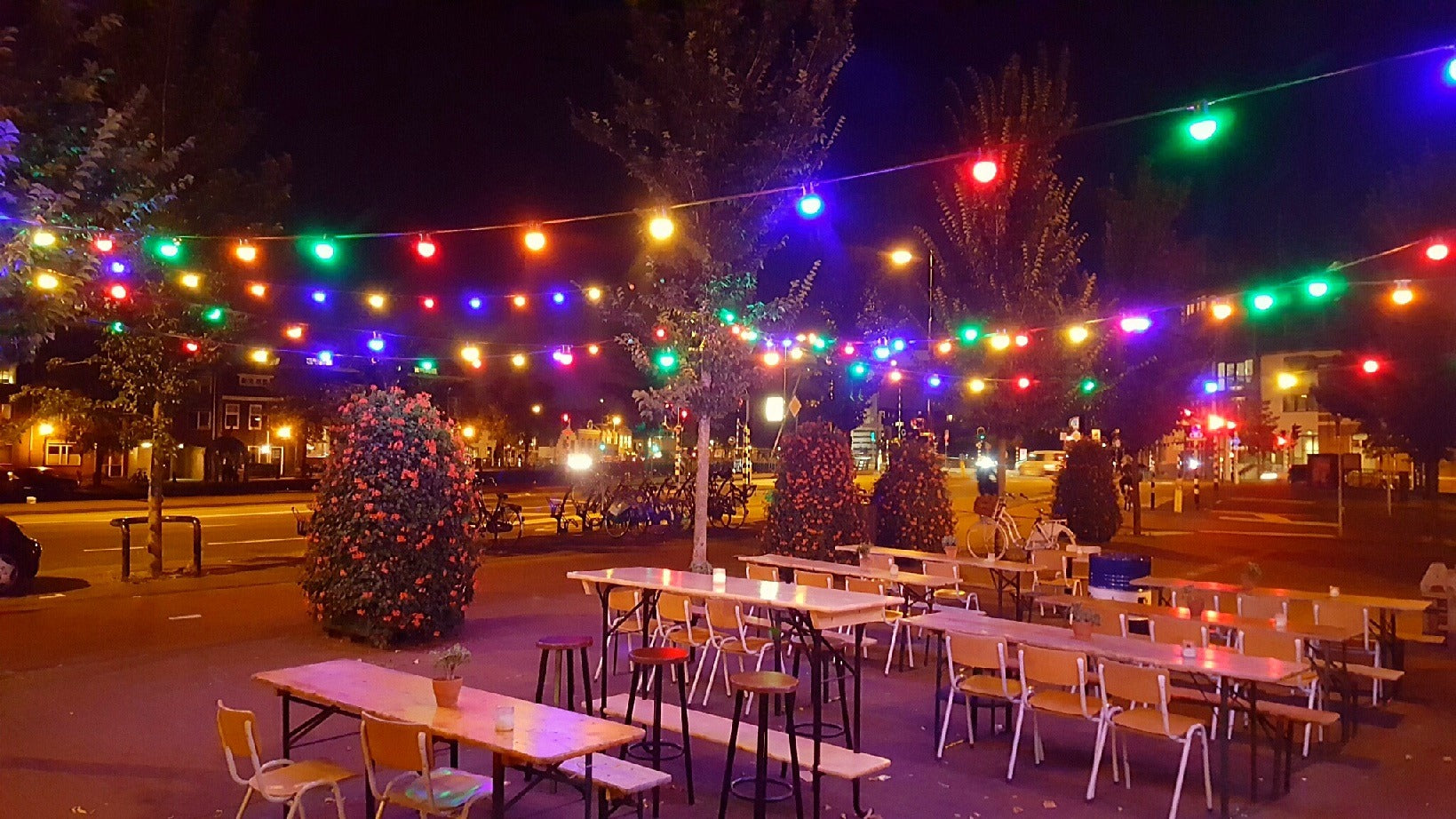 Led prikkabel party light - 20 gekleurde lampen - 11 meter - IP44 outdoor Led prikkabel party light - 20 gekleurde lampen - 11 meter - IP44 outdoor